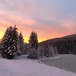 Chez Aurore Et Jerome Centre Garage Wifi